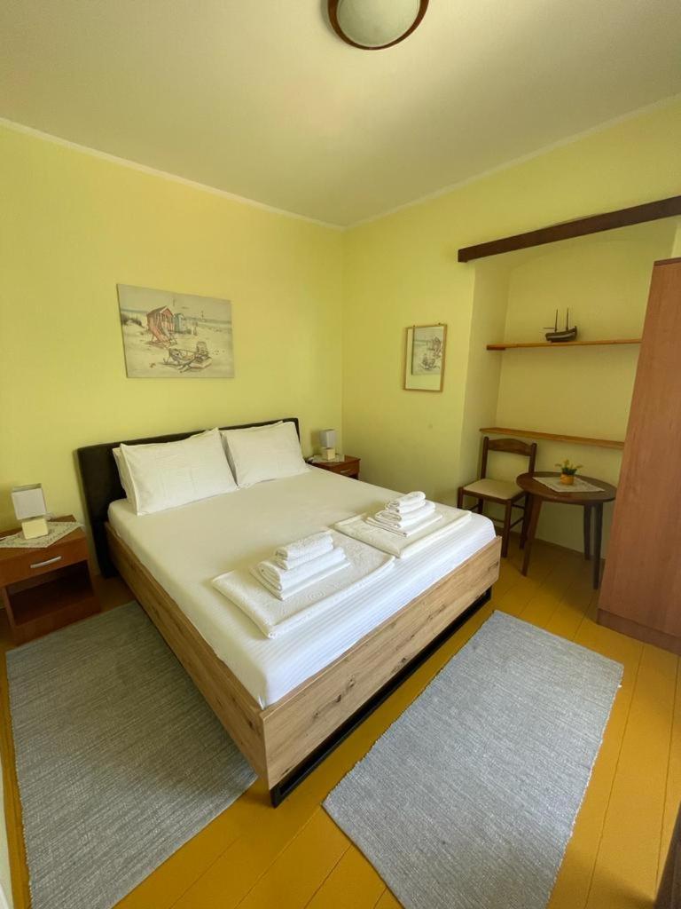 Mediterranean Holiday House & Apartments Kotor Room photo