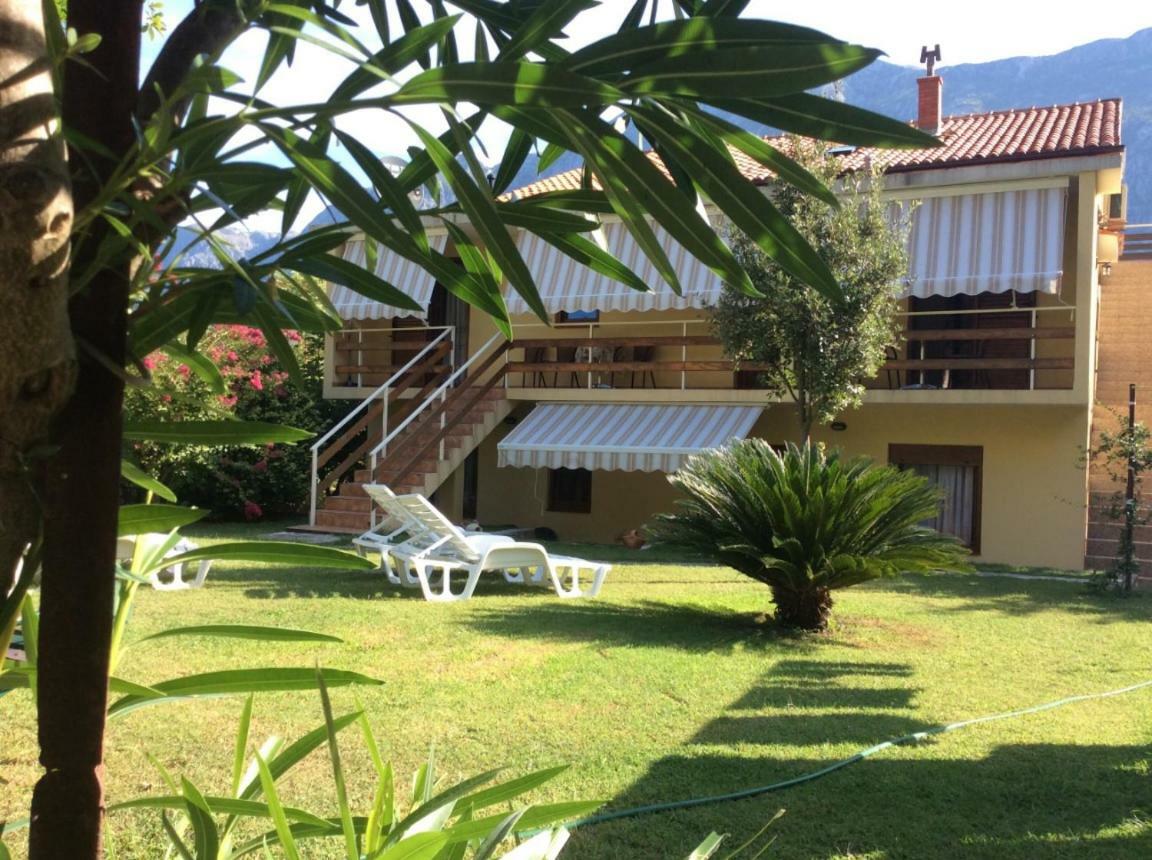 Mediterranean Holiday House & Apartments Kotor Exterior photo