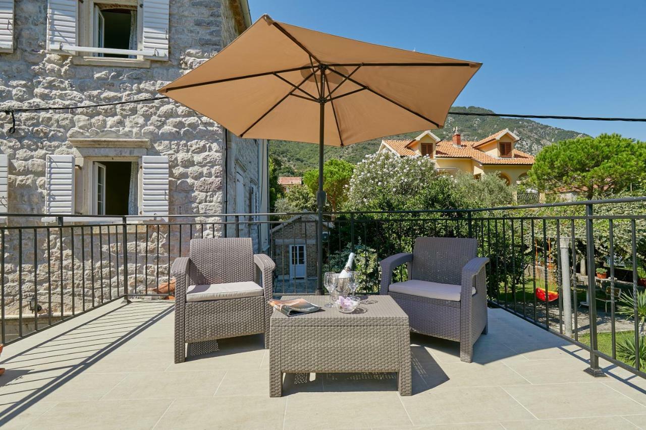 Mediterranean Holiday House & Apartments Kotor Exterior photo