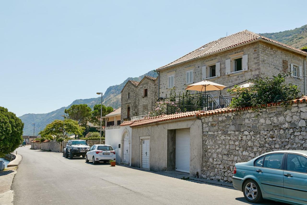 Mediterranean Holiday House & Apartments Kotor Exterior photo